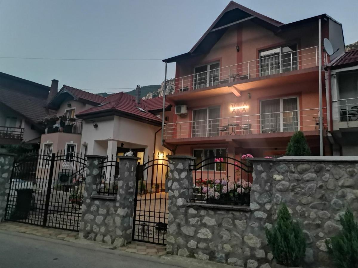 Vila Ana Băile Herculane エクステリア 写真